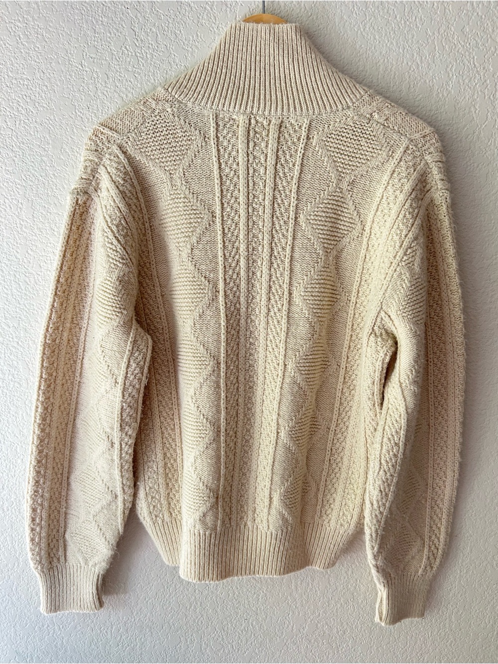 Harbor Watch | Jantzen USA Cable Knit Fisherman Sweater | Coastal Heritage - Picture 2 of 3